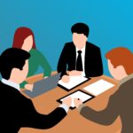 business-5092768_1920 Fiches de révision pratiques pour étudiants, incluant exercices sur la paie et le droit du travail.